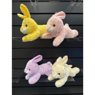 Liefelijk liggend pluche konijn